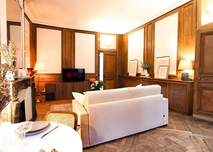 Charming Flat Louvres Opera