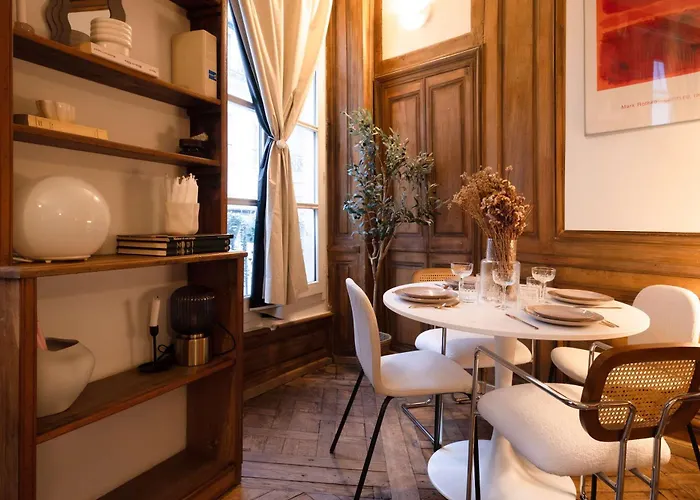 Daire Charming Flat Louvres Opera