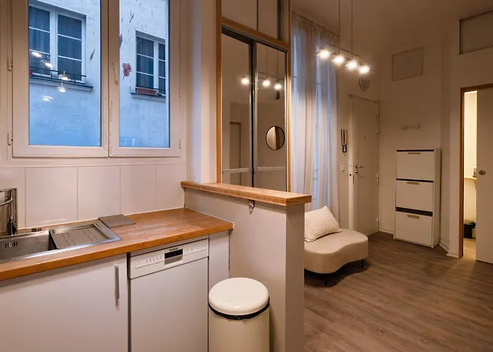 Charming Flat Louvres Opera